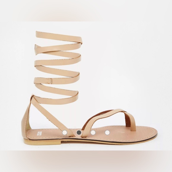 ASOS FAIRY Flat Sabdals w Lether Wrap Straps Size: 7 - Picture 2 of 10